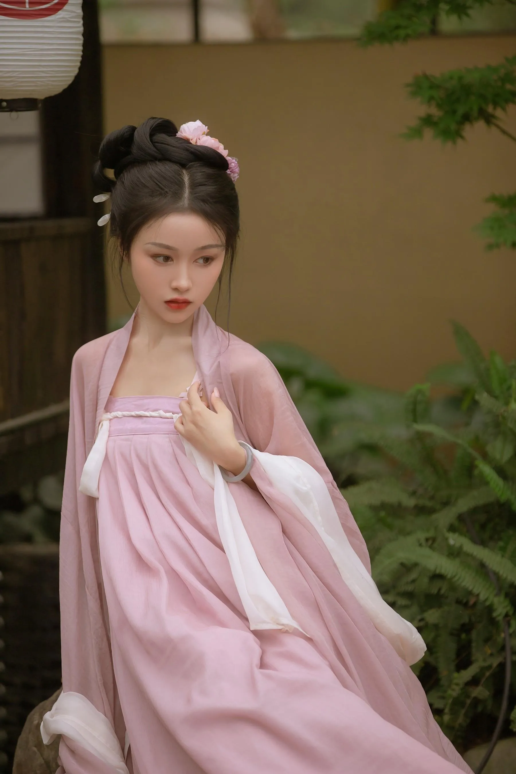 [YITUYU艺图语]2022.08.15 春日宴 梨一依 [25P]插图5